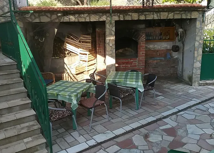 Apartament Pisac Vis
