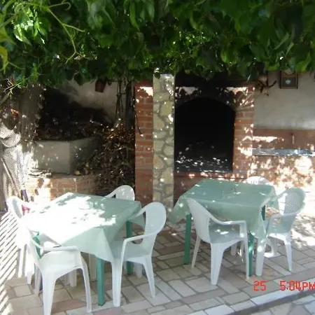 Pisac Apartment Vis